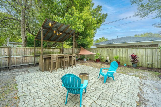 1240 Camellia Road, Charleston, SC 29407
