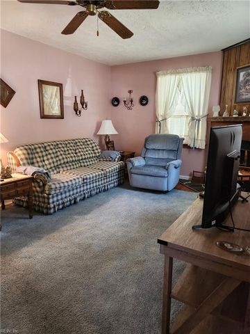 20 Greenbrier RD, Portsmouth, VA 23707