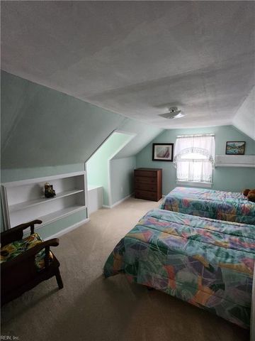 20 Greenbrier RD, Portsmouth, VA 23707