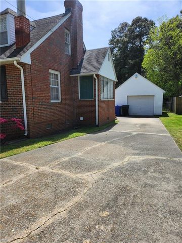 20 Greenbrier RD, Portsmouth, VA 23707