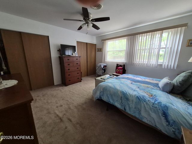 2 Holyoke Court 62, Whiting, NJ 08759
