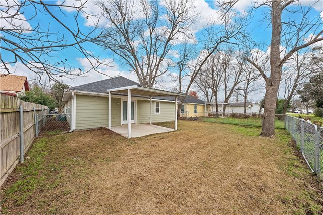 503 Washington Street, Mcgregor, TX 76657
