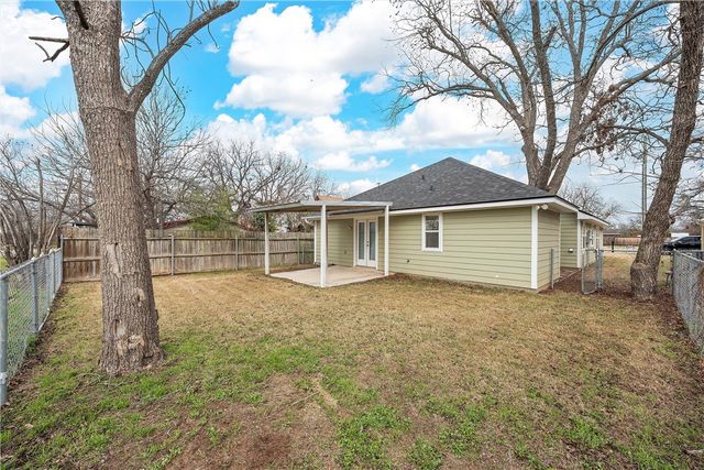 503 Washington Street, Mcgregor, TX 76657