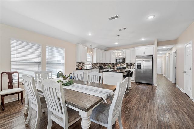 503 Washington Street, Mcgregor, TX 76657