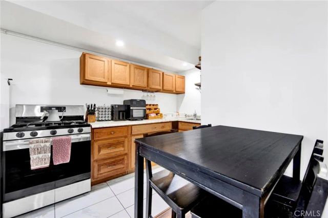 13343 Aldergrove, Sylmar, CA 91342