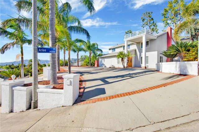 13343 Aldergrove, Sylmar, CA 91342