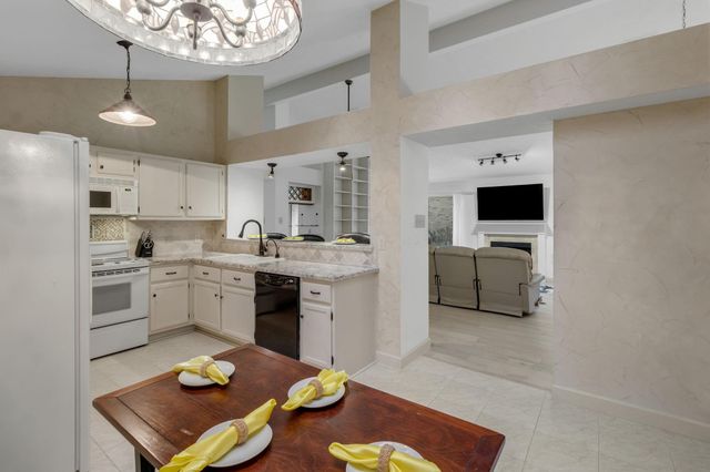 3346 Beech Point Drive, Houston, TX 77345