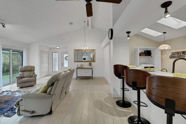 3346 Beech Point Drive, Houston, TX 77345