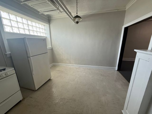 3258 Maple Avenue BG, Berwyn, IL 60402