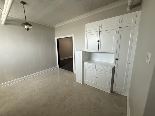 3258 Maple Avenue BG, Berwyn, IL 60402