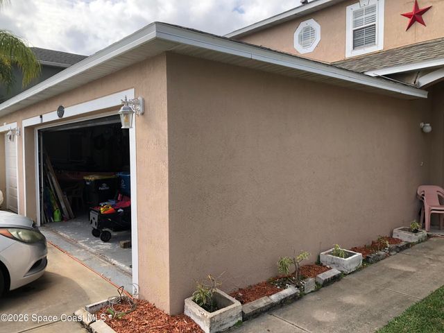 1965 Snapdragon Drive NW, Palm Bay, FL 32907