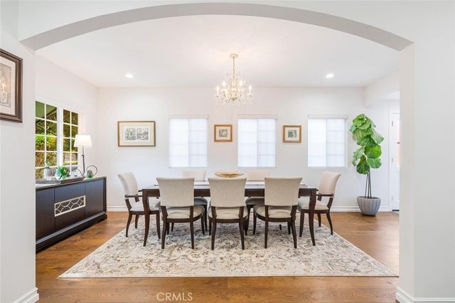 4022 Willowcrest Avenue, Studio City, CA 91604