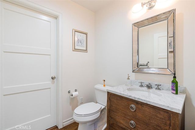 4022 Willowcrest Avenue, Studio City, CA 91604
