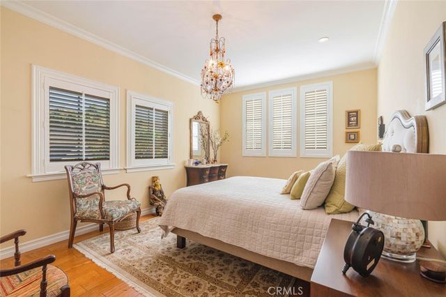 4022 Willowcrest Avenue, Studio City, CA 91604