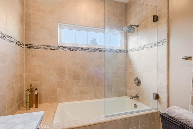 4022 Willowcrest Avenue, Studio City, CA 91604