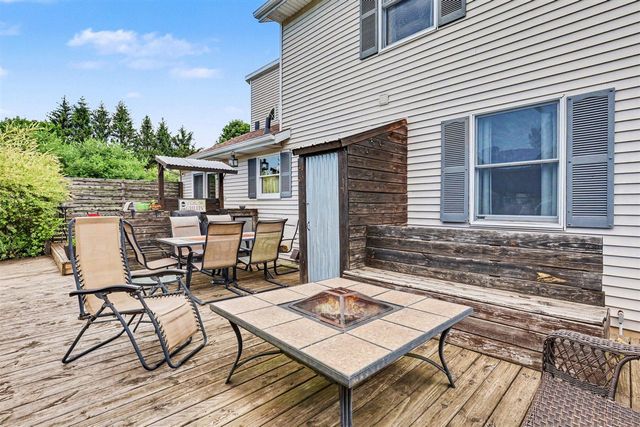 13575 Shaner Avenue, Cedar Springs, MI 49319