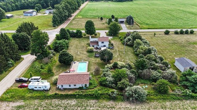 13575 Shaner Avenue, Cedar Springs, MI 49319