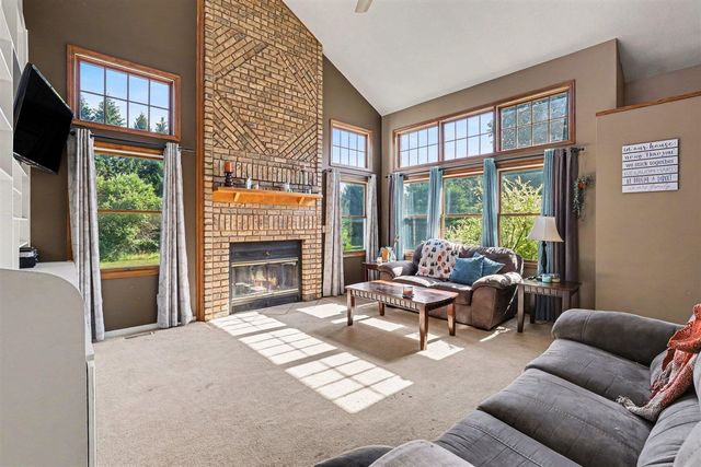 13575 Shaner Avenue, Cedar Springs, MI 49319