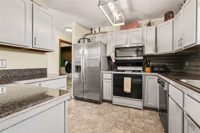 13575 Shaner Avenue, Cedar Springs, MI 49319