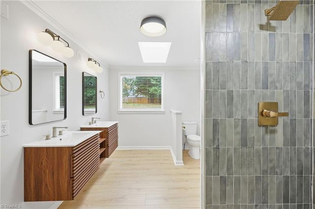 4390 Glenford Drive, Winston-salem, NC 27107