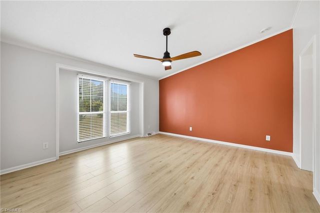 4390 Glenford Drive, Winston-salem, NC 27107