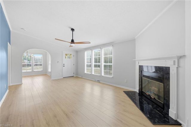 4390 Glenford Drive, Winston-salem, NC 27107