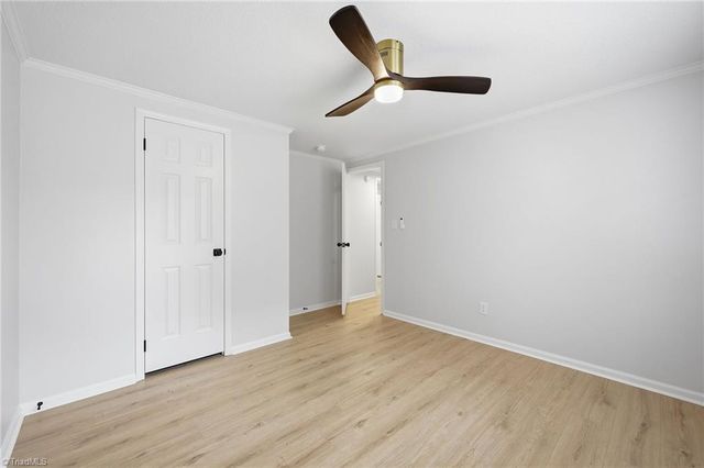 4390 Glenford Drive, Winston-salem, NC 27107