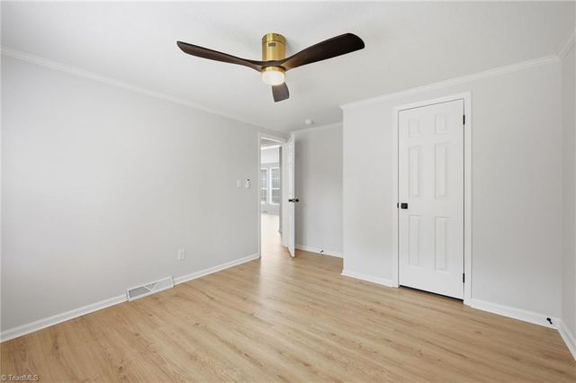 4390 Glenford Drive, Winston-salem, NC 27107