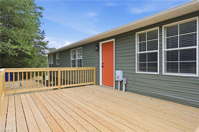 4390 Glenford Drive, Winston-salem, NC 27107