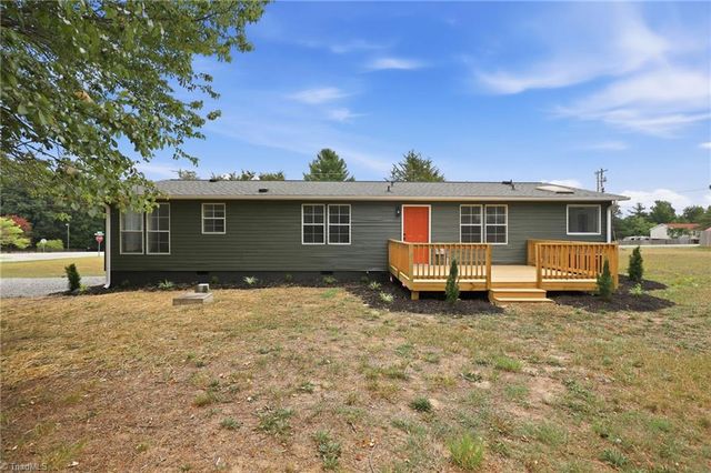 4390 Glenford Drive, Winston-salem, NC 27107