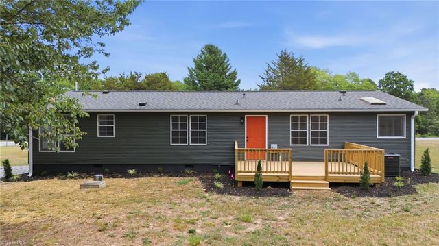 4390 Glenford Drive, Winston-salem, NC 27107