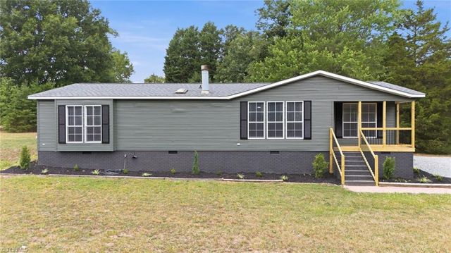 4390 Glenford Drive, Winston-salem, NC 27107