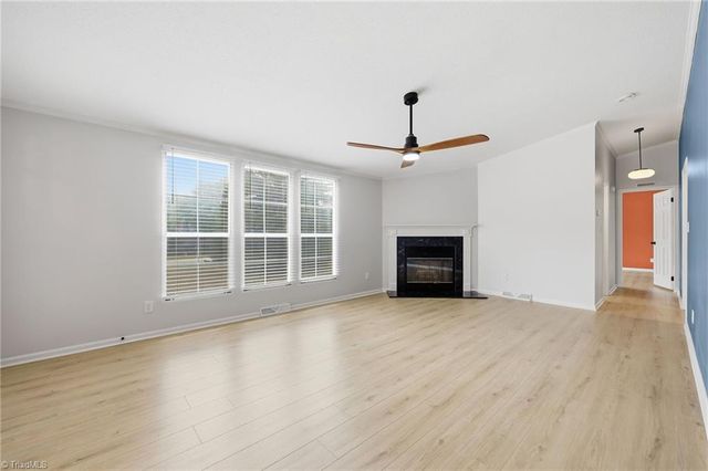 4390 Glenford Drive, Winston-salem, NC 27107