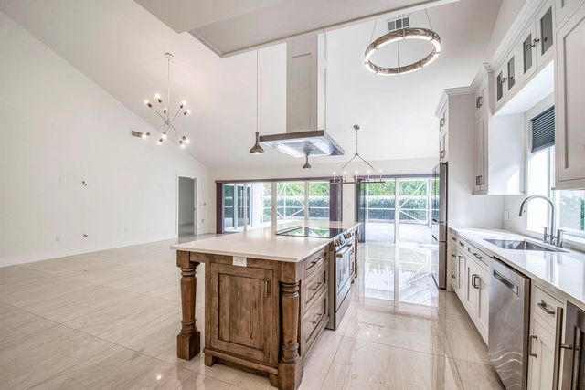 181 Cape Pointe Circle, Jupiter, FL 33477