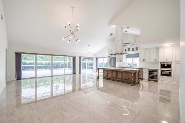 181 Cape Pointe Circle, Jupiter, FL 33477
