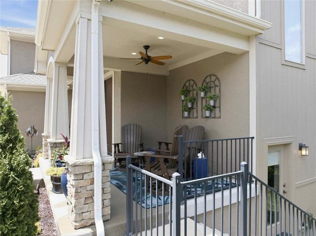 20308 W 79 Terrace, Shawnee, KS 66218