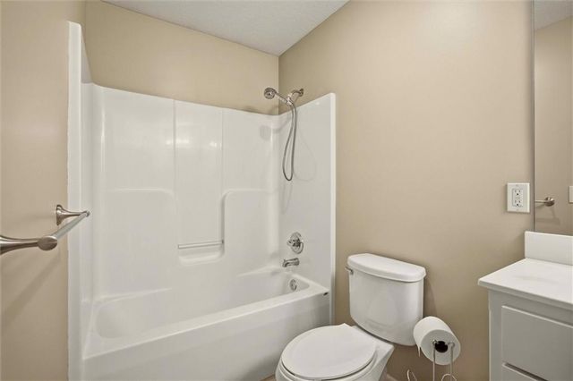 20308 W 79 Terrace, Shawnee, KS 66218