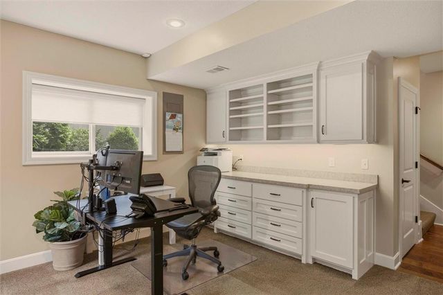 20308 W 79 Terrace, Shawnee, KS 66218