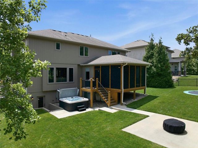 20308 W 79 Terrace, Shawnee, KS 66218