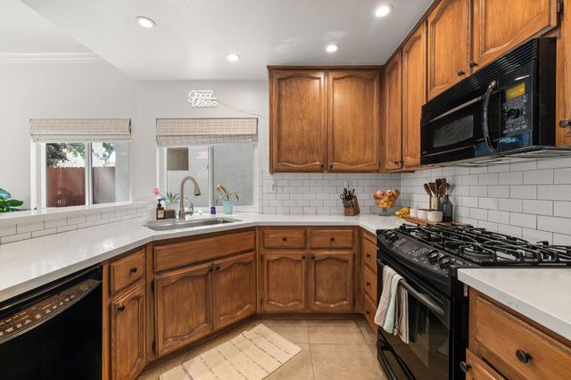 1212 Fuhrman Way, Roseville, CA 95747