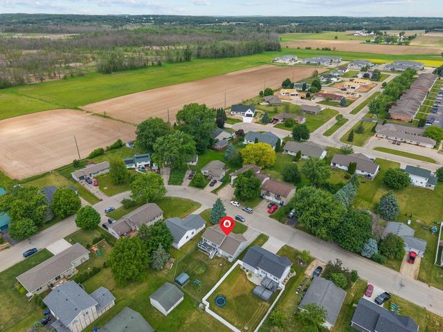 524 NORTHRIDGE DRIVE, New London, WI 54961