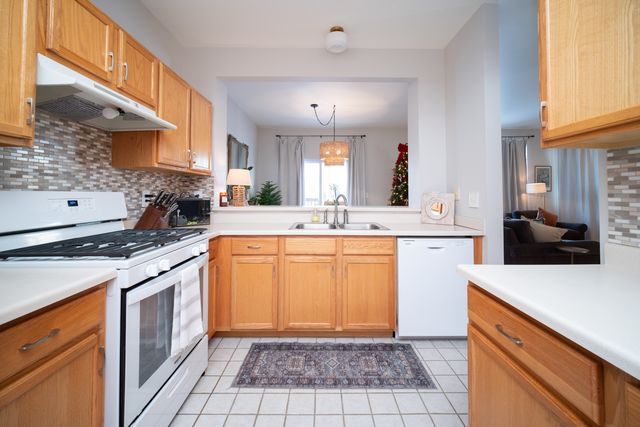 7253 Chucks Way, Loves Park, IL 61111