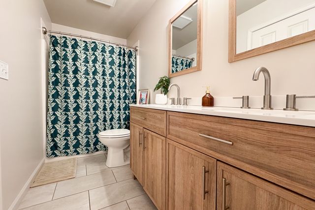 7253 Chucks Way, Loves Park, IL 61111