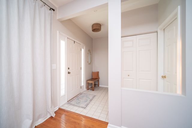 7253 Chucks Way, Loves Park, IL 61111