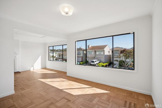 127 Springfield Drive, San Francisco, CA 94132