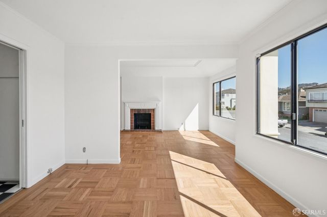 127 Springfield Drive, San Francisco, CA 94132