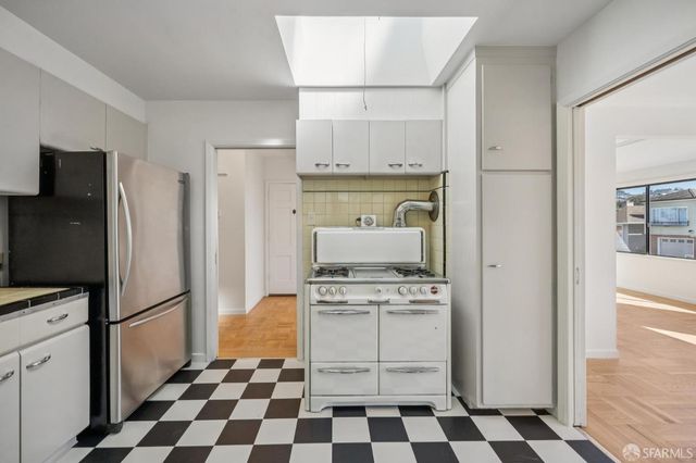 127 Springfield Drive, San Francisco, CA 94132