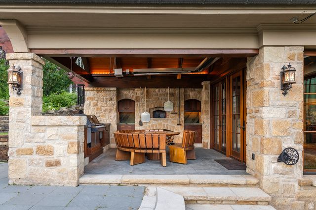 17 WHITE PINE CANYON RD, Park City, UT 84060