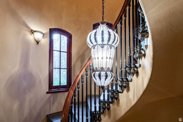 17 WHITE PINE CANYON RD, Park City, UT 84060