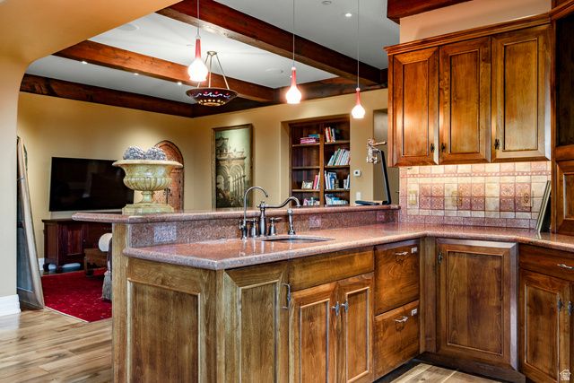 17 WHITE PINE CANYON RD, Park City, UT 84060